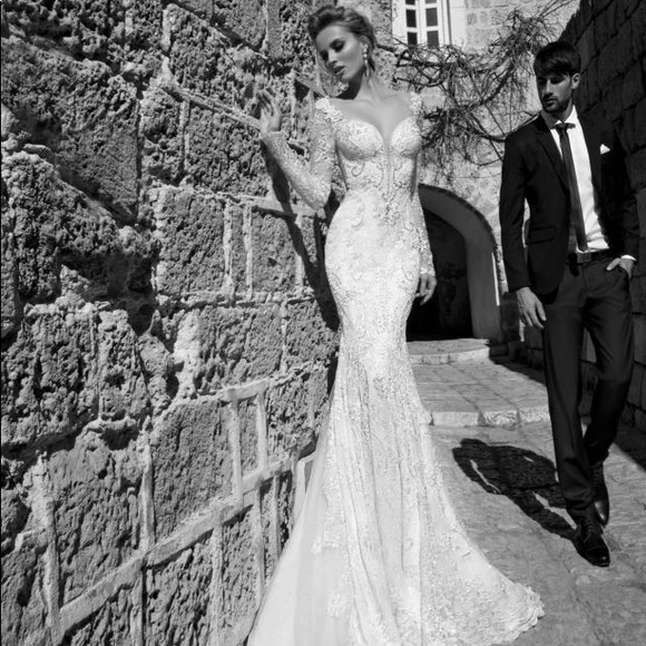 Galia Lahav Navona new with tags wedding dress comes with sleeves - Picture 4 of 9